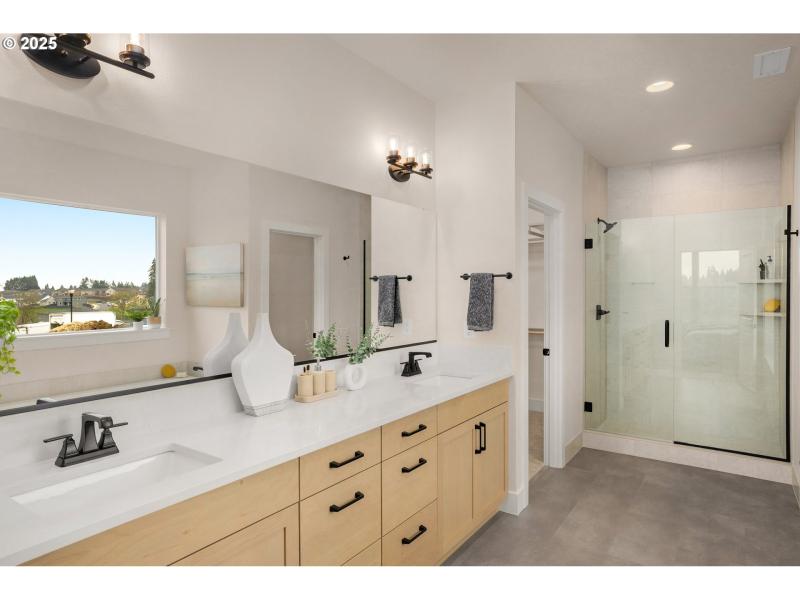 Owner's Suite Bathroom