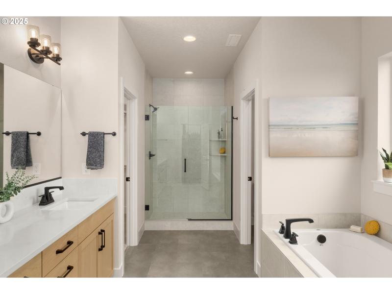 Owner's Suite Bathroom