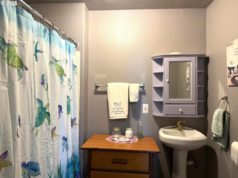 Owner's Suite Bathroom