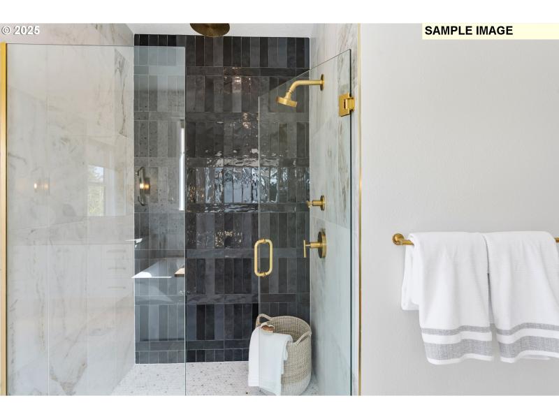 Owner's Suite Bathroom