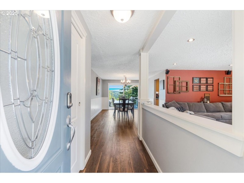 Entrance/Foyer
