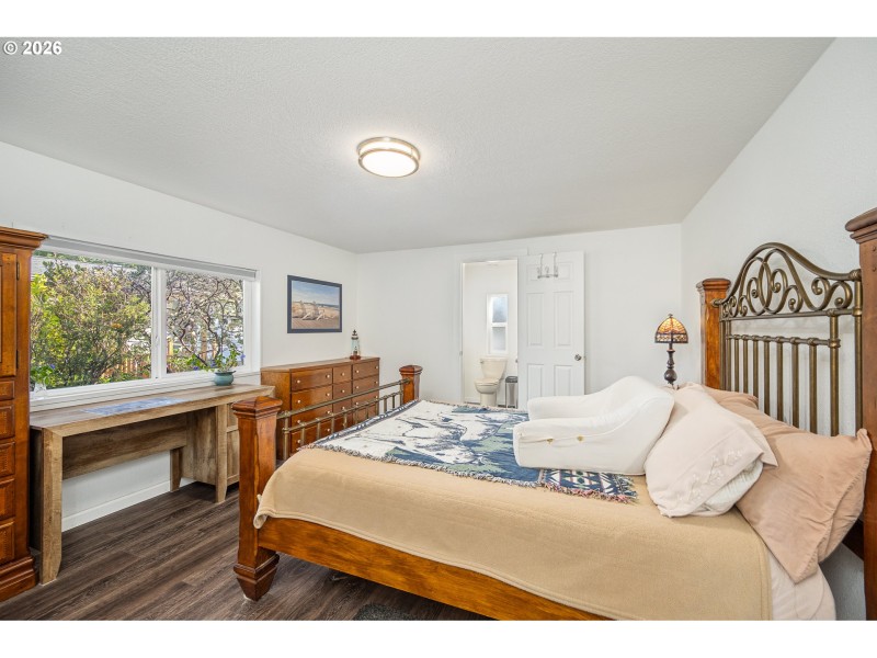 Owner's Suite Bedroom