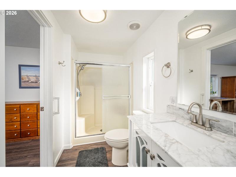 Owner's Suite Bathroom