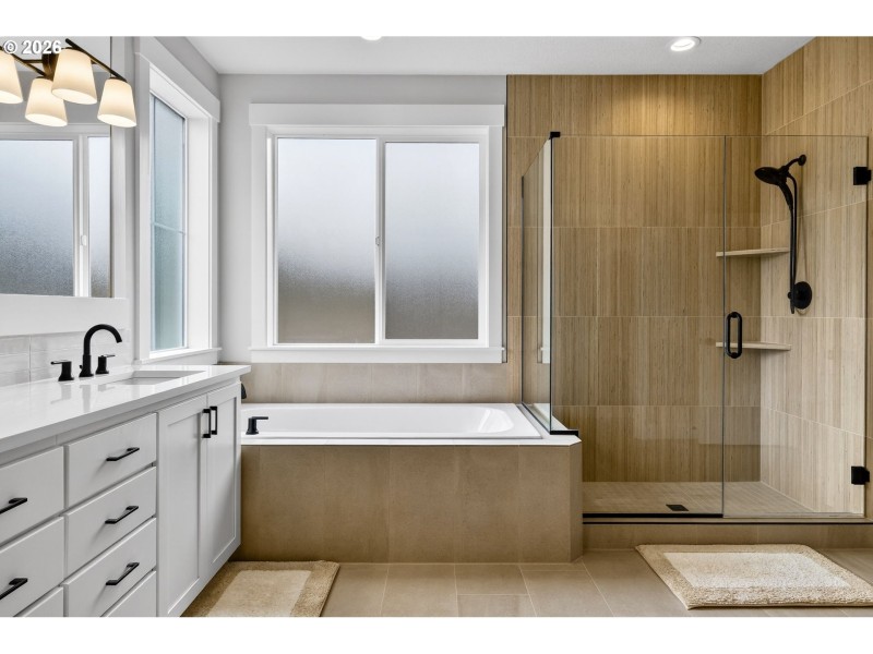 Owner's Suite Bathroom