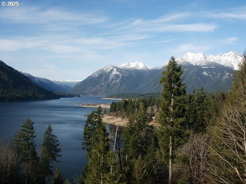 Lake Access