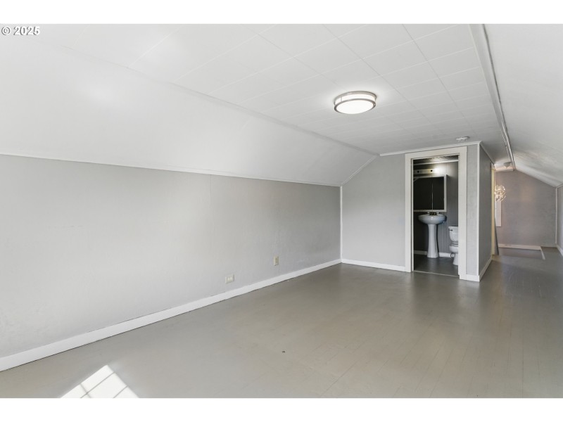 Upstairs Unit