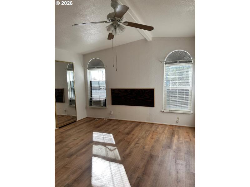 Bedroom, Owner's Suite