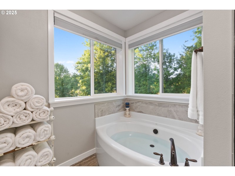 Bathroom, Attached