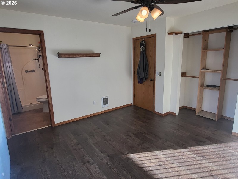 Bedroom, Owner's Suite