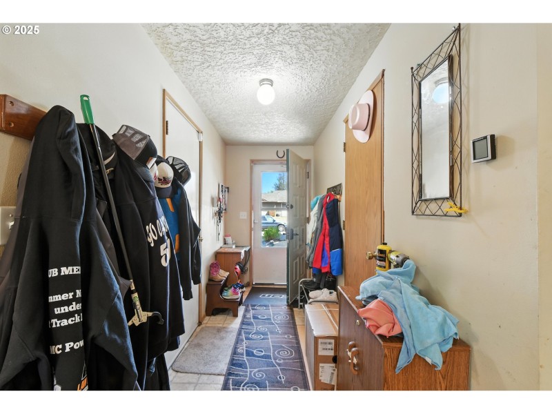 Entrance/Foyer