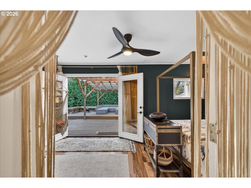 Bedroom, Owner's Suite