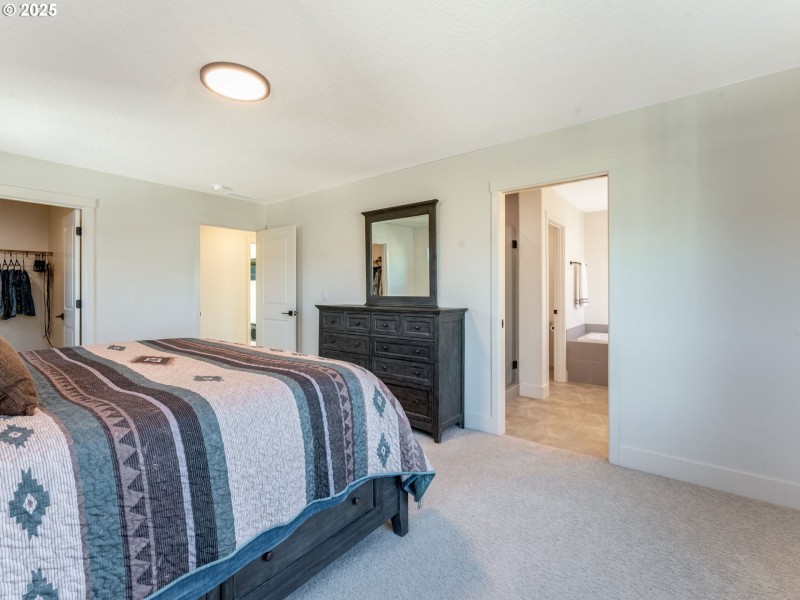 Bedroom, Owner's Suite