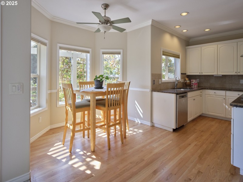 Kitchen/Nook