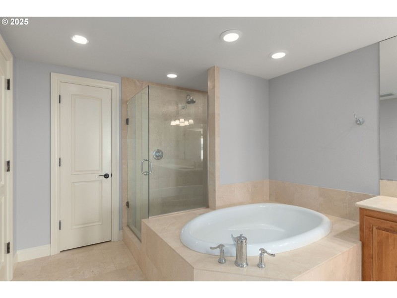Bathroom, Attached