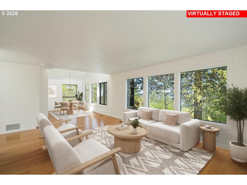 Living Room/Dining Room