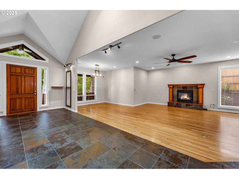 Living Room/Dining Room