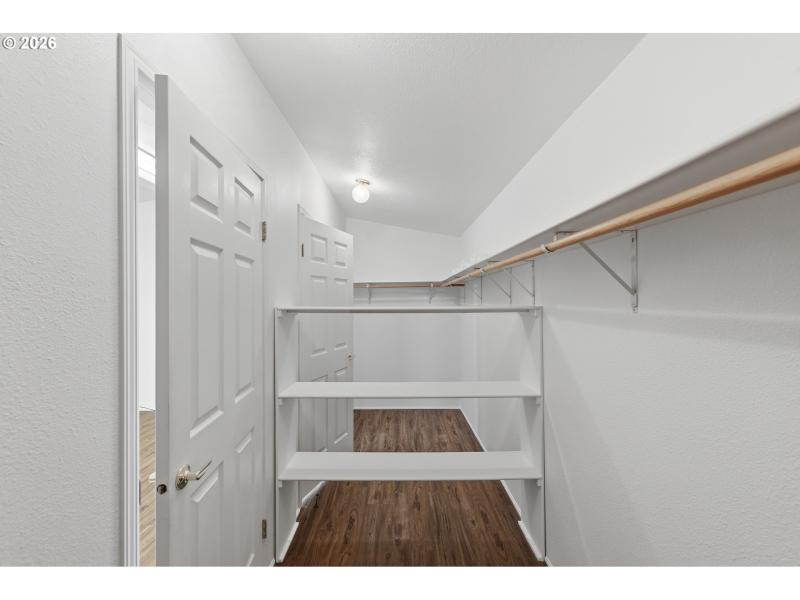 Bedroom, Owner's Suite