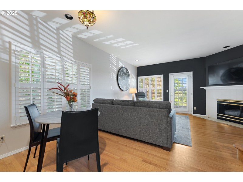 Living Room/Dining Room