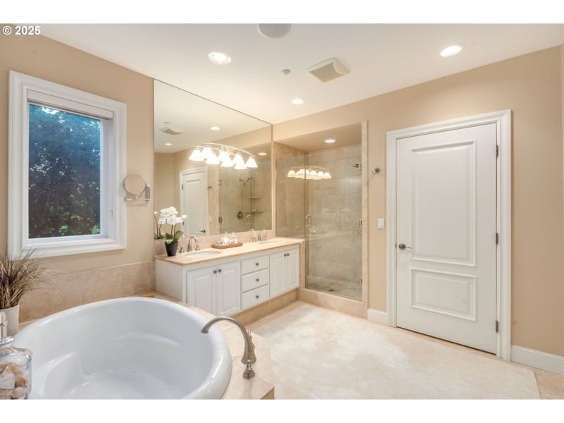 Bathroom, Attached
