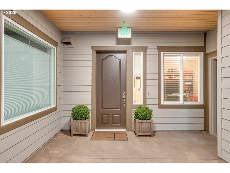Entrance/Foyer