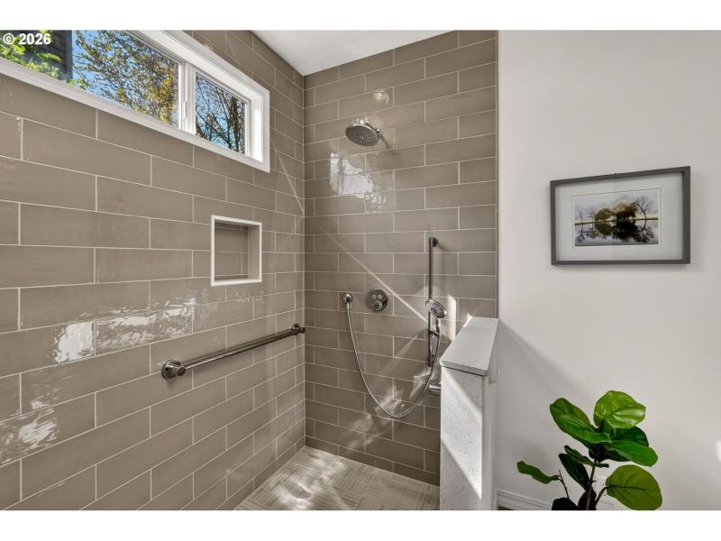 Owner's Suite Bathroom