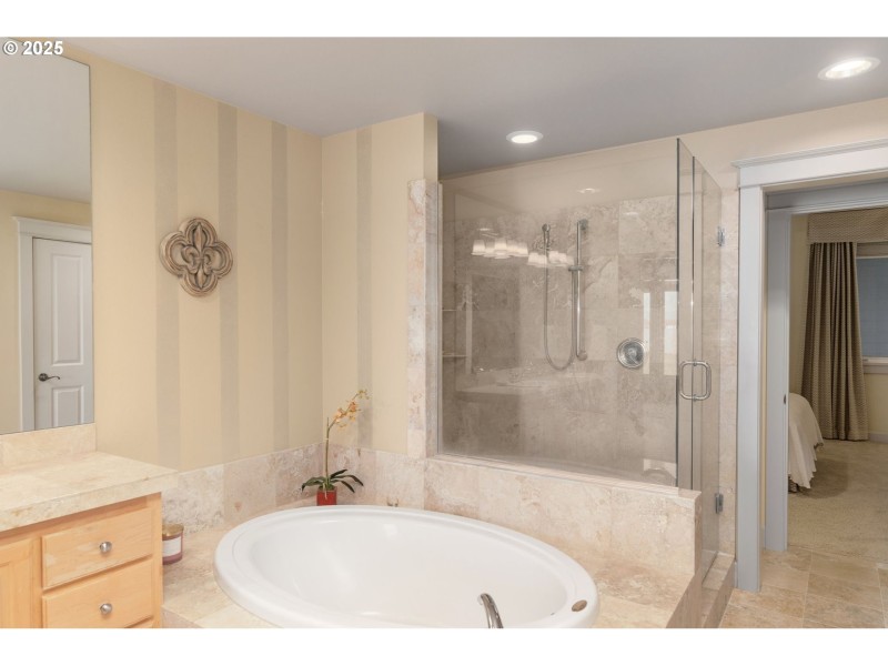 Bathroom, Attached