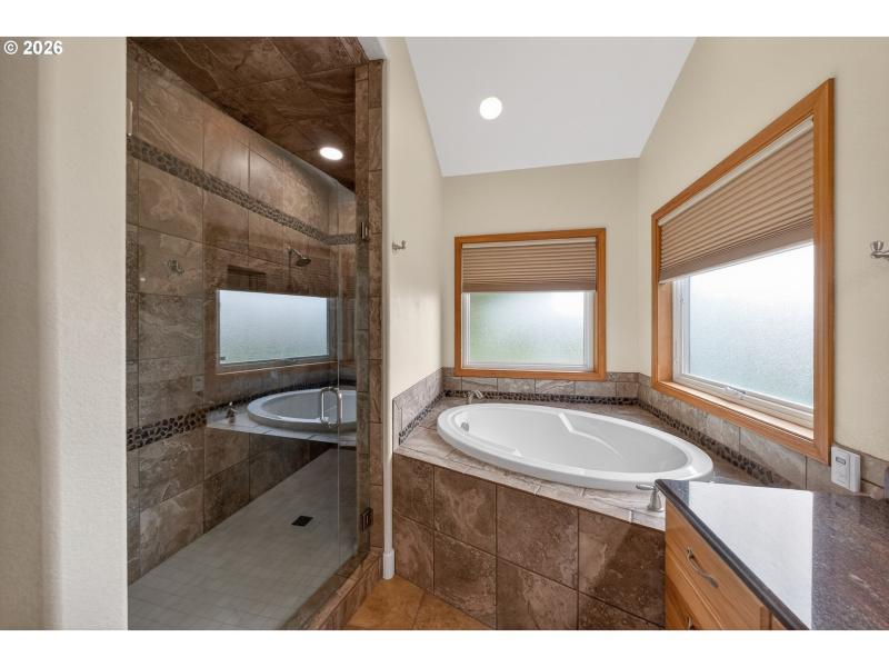 Owner's Suite Bathroom