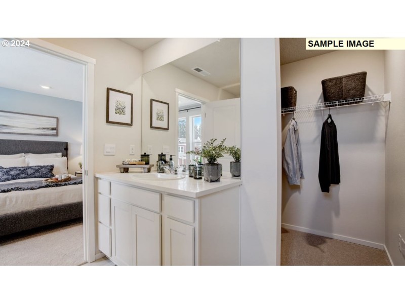 Bathroom, Attached
