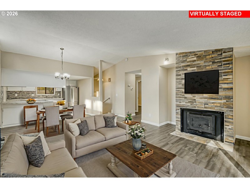 Living Room/Dining Room