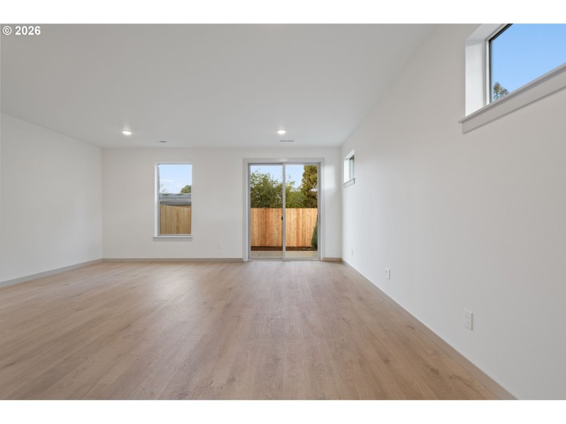 Living Room/Dining Room
