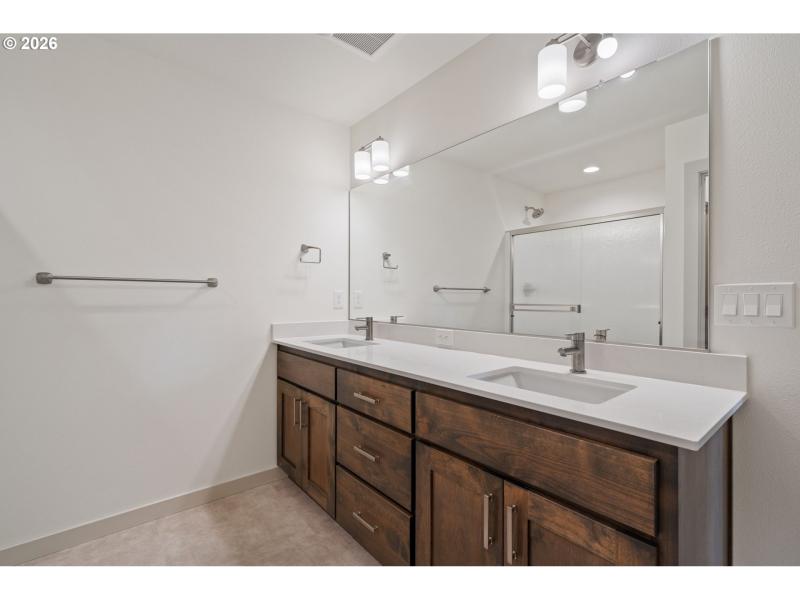 Owner's Suite Bathroom