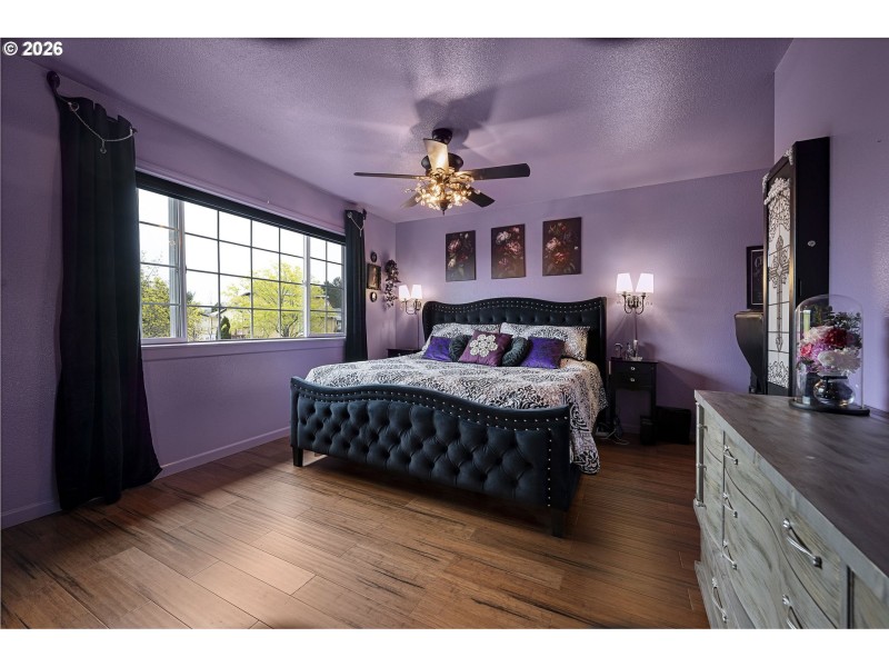 Bedroom, Owner's Suite