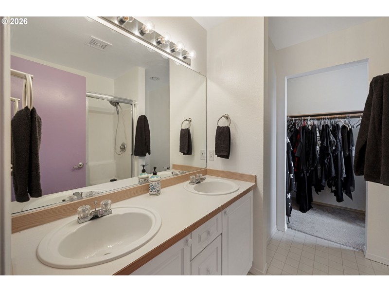 Owner's Suite Bathroom