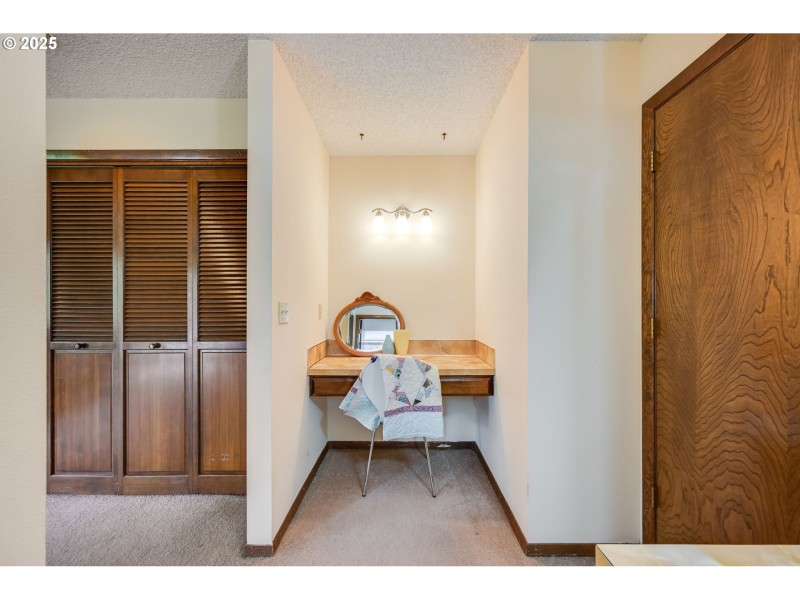 Bedroom, Owner's Suite