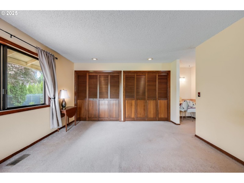 Bedroom, Owner's Suite