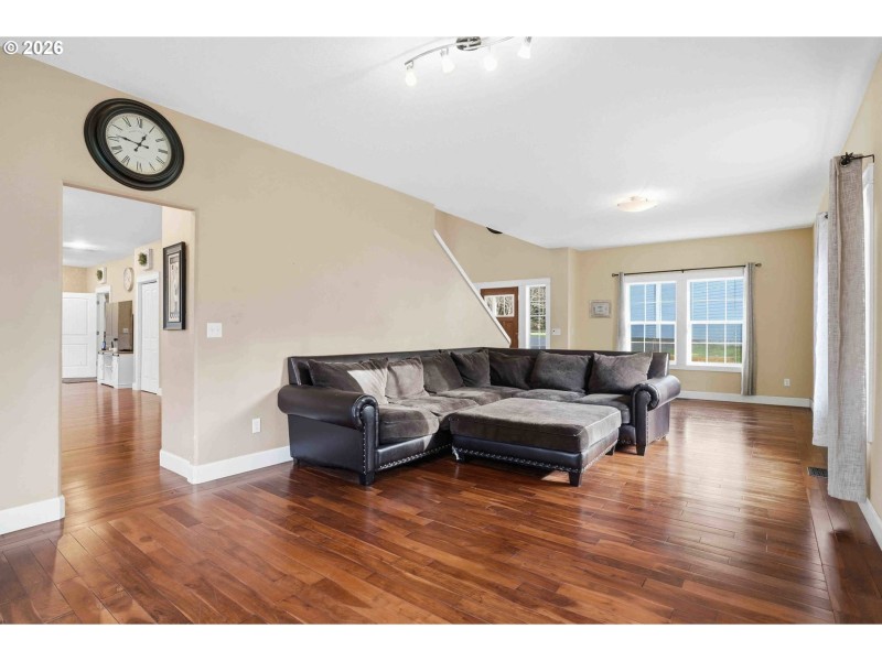 Living Room/Dining Room