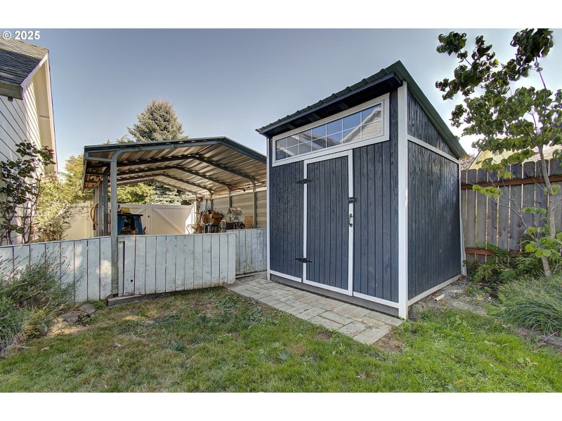 Shed