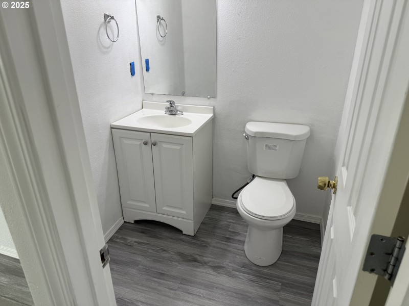 Bathroom, Continental