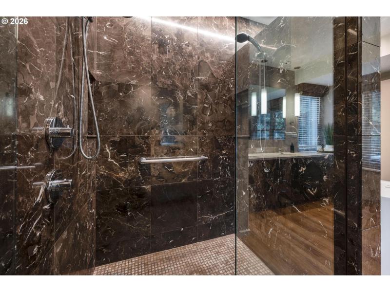 Owner's Suite Bathroom