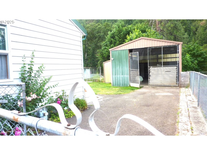 RV Garage