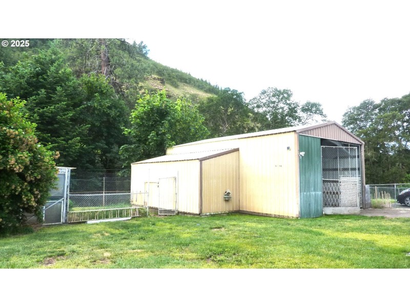 RV Garage