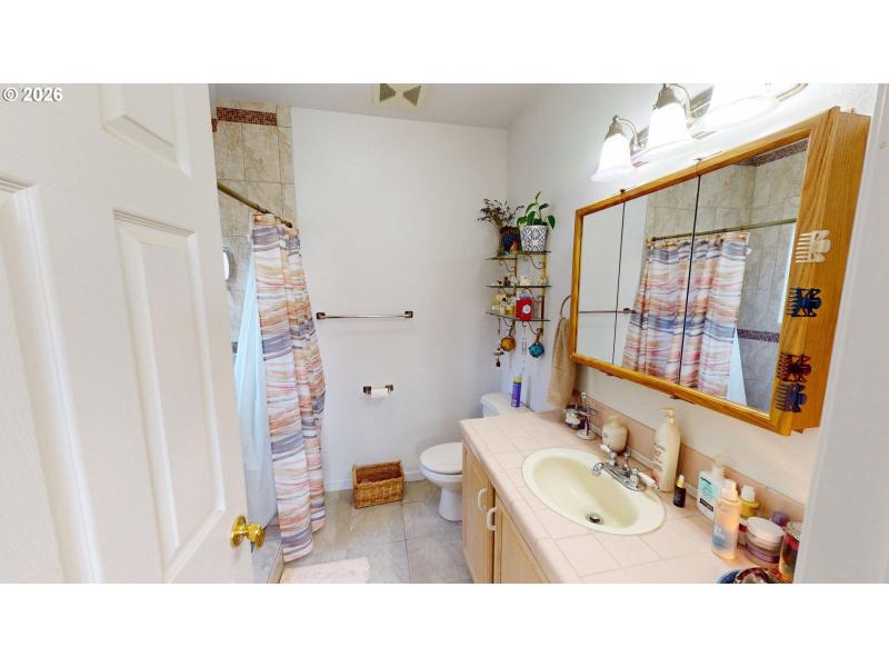 Owner's Suite Bathroom