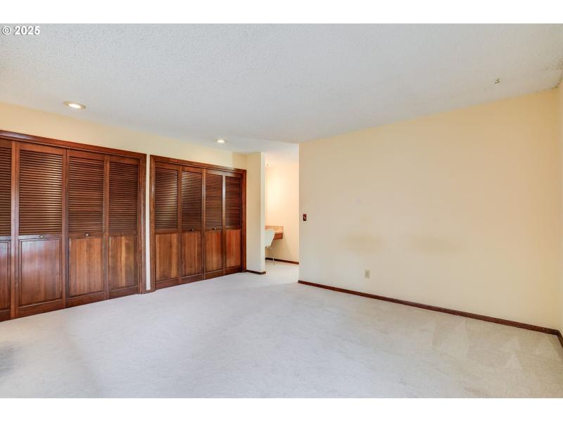 Owner's Suite Bedroom