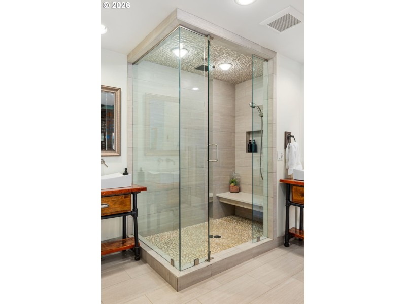 Owner's Suite Bathroom