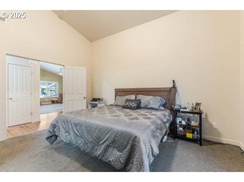 Bedroom, Owner's Suite