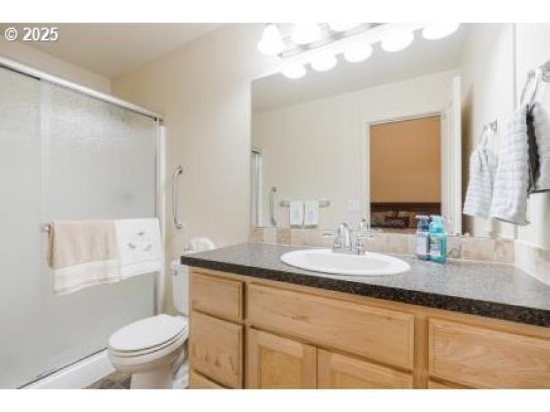 Bathroom, Attached