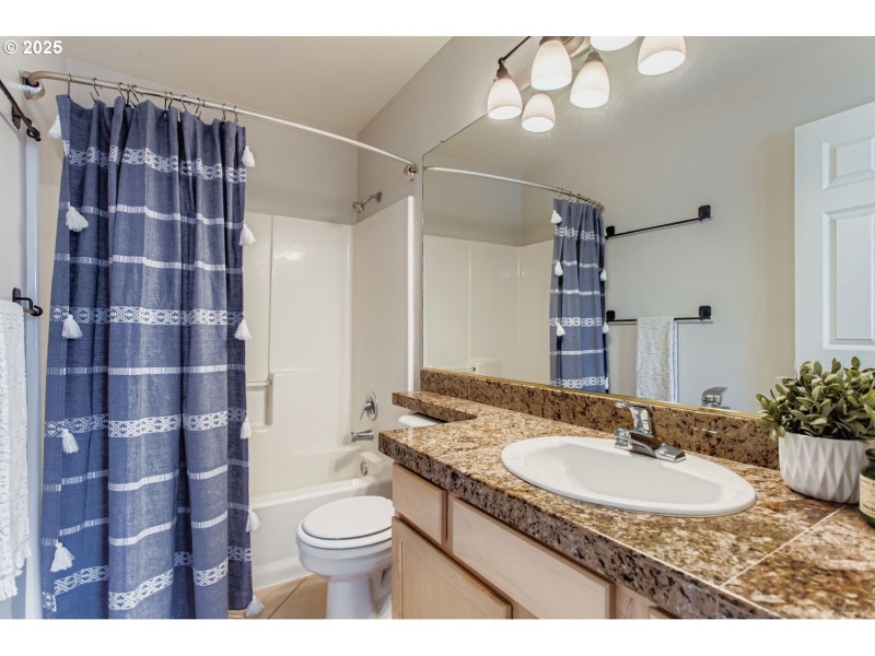 Bathroom, Attached