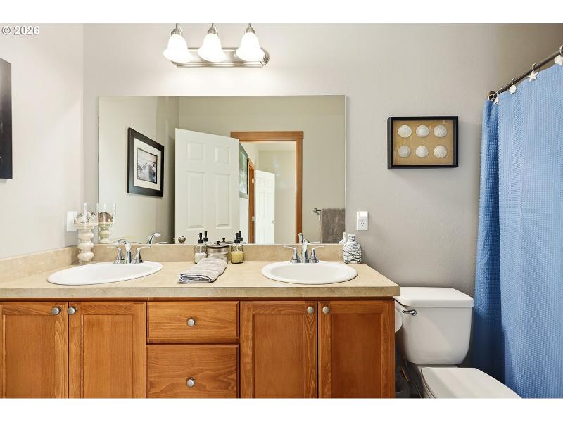 Owner's Suite Bathroom