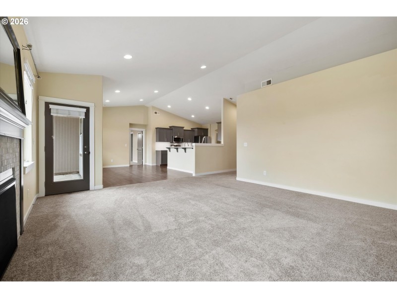 Living Room/Dining Room