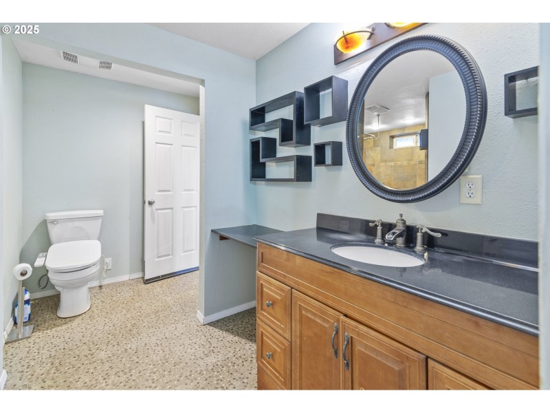 Owner's Suite Bathroom